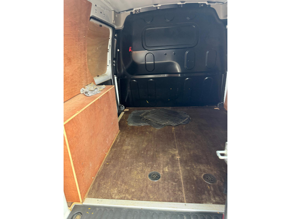 2019 Renault Kangoo - image 5