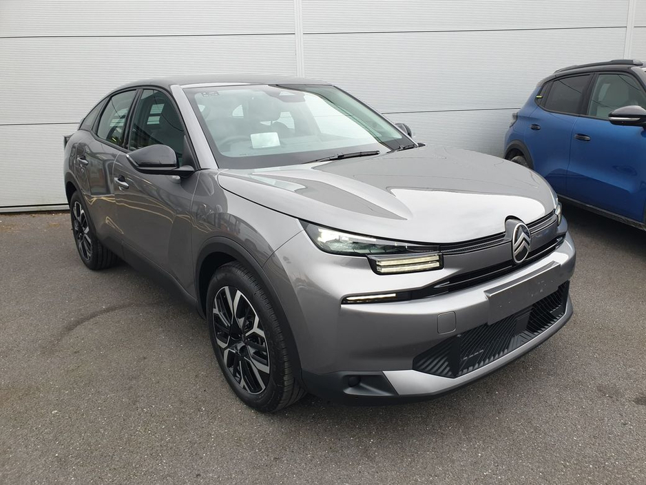 2026 Citroen C4 - image 2