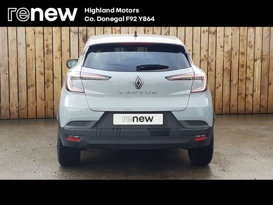 2025 Renault Captur TCe 90 Evolution €29,900