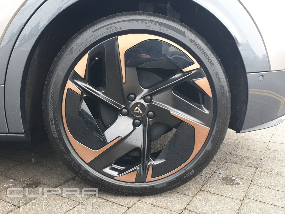 2025 Cupra Tavascan - image 6