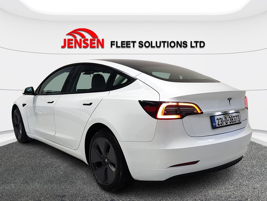 2023 Tesla Model 3 - image 3