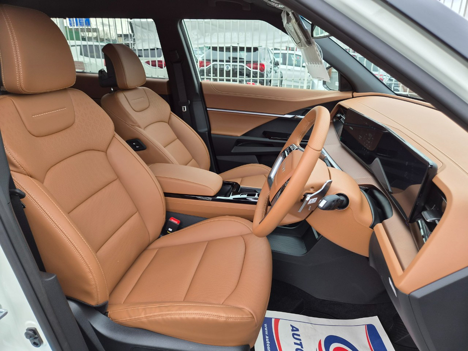 2026 KGM TORRES EVX - image 15