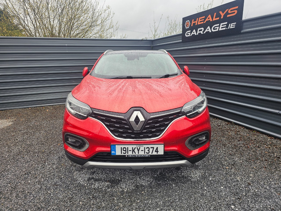2019 Renault Kadjar - image 2