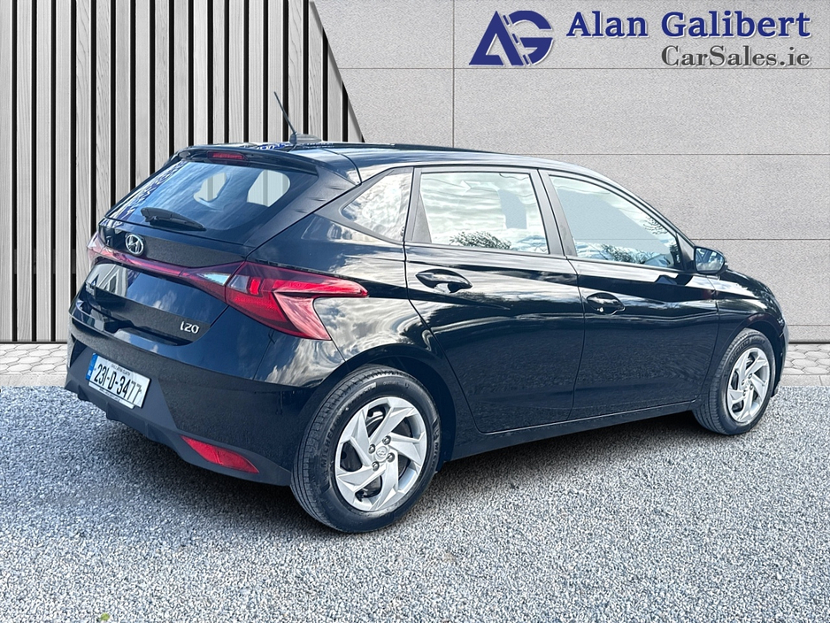 2023 Hyundai i20 - image 8