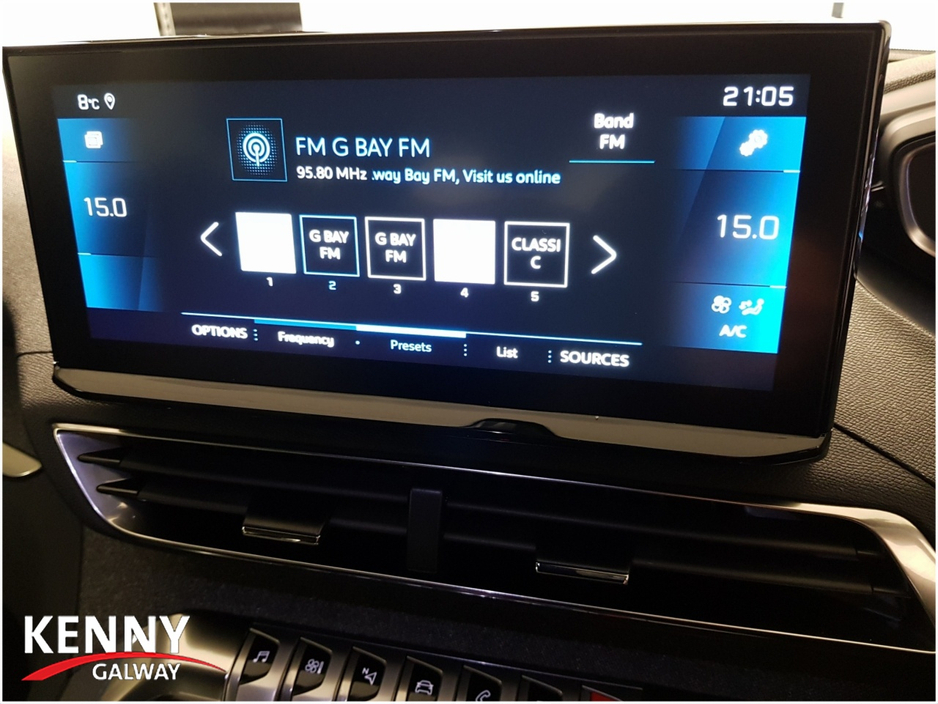 2024 Peugeot 5008 - image 36