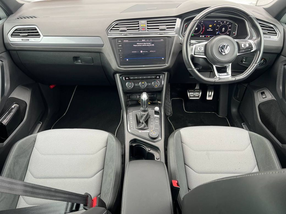 2019 Volkswagen Tiguan - image 10