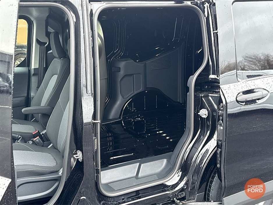 2026 Ford Transit Courier - image 8