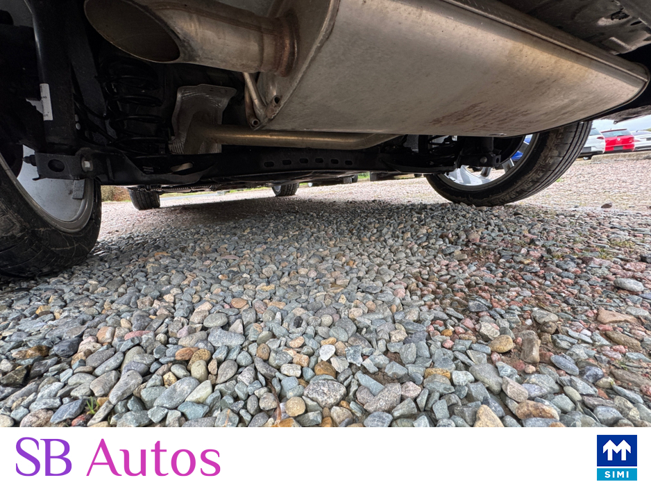 2019 Volkswagen Golf - image 13