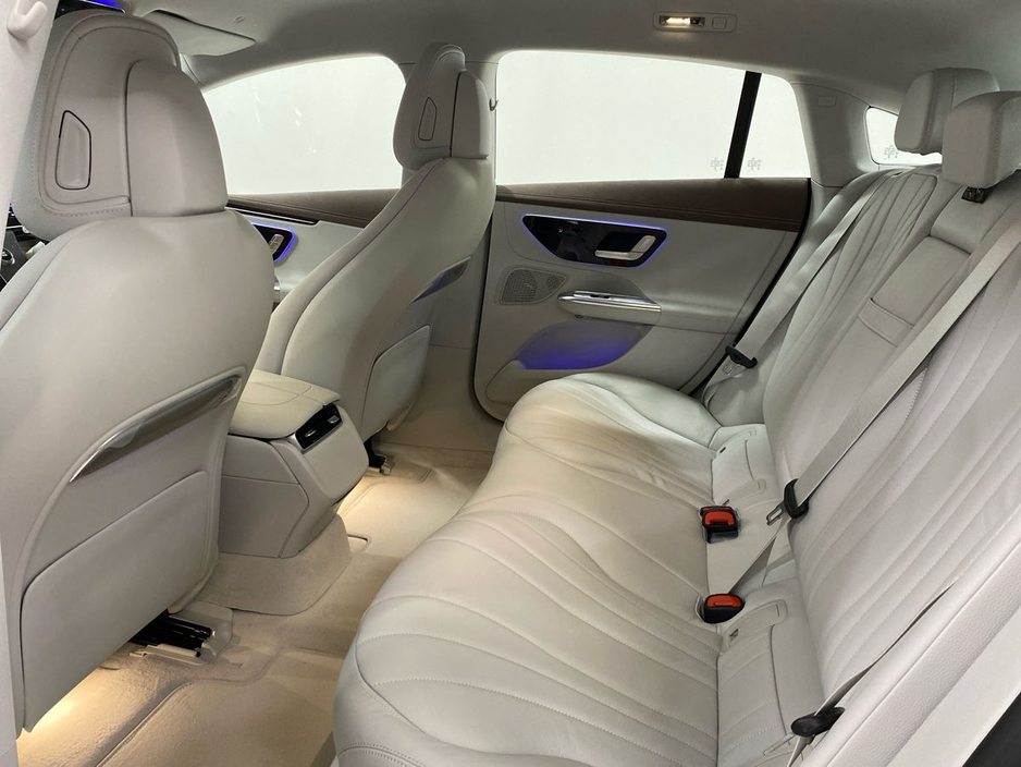 2026 Mercedes-Benz EQE EQE 300 | Electric | Heated Seats, Reversing Camera €82,099