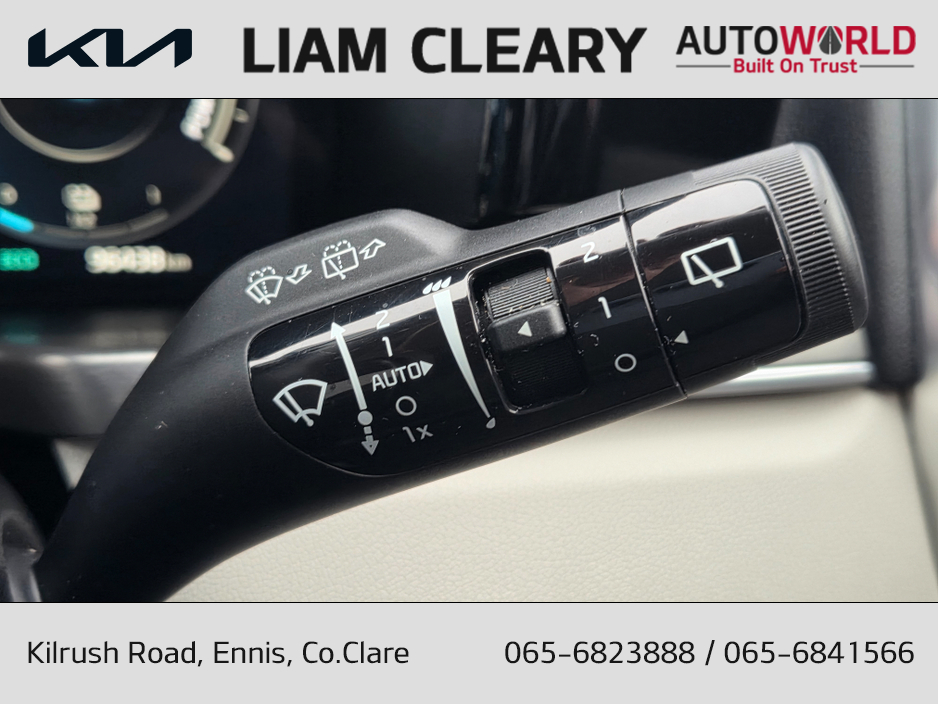 2023 Kia Sorento - image 24