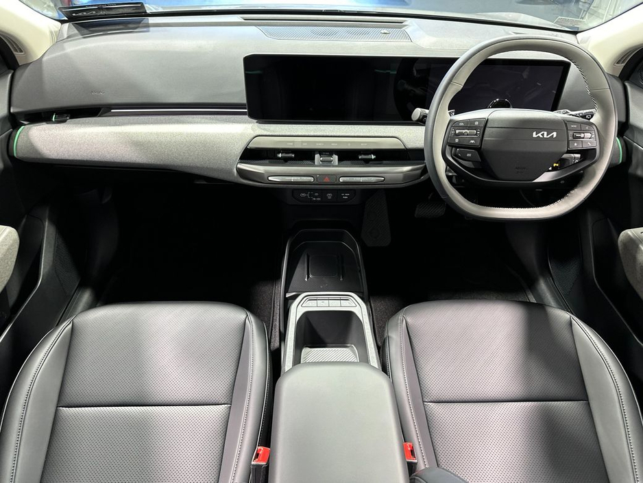 2025 Kia EV4 Earth 3 Hatchback 81.4 Kw/h 630Kms Range €43,400