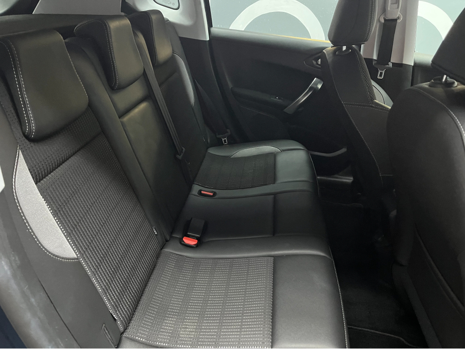 2018 Peugeot 2008 €14950! 2018 PEUGEOT 2008 AUTOMATIC ALLURE 1.2 AUTOMATIC / CRUISE CONTROL / REVERSE CAMERA AND MORE €14,950