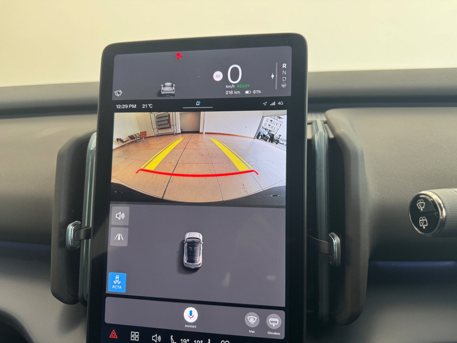 2026 Volvo EX30 - image 5