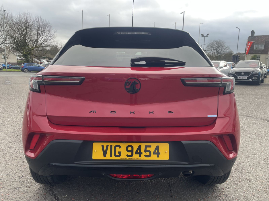 2022 Opel Mokka - image 6