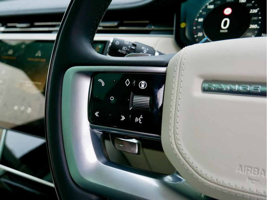 2025 Land Rover Range Rover - image 28