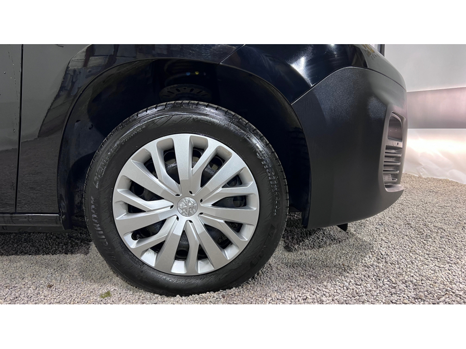 2021 Peugeot Partner PROFESSIONAL L1 B €14,800