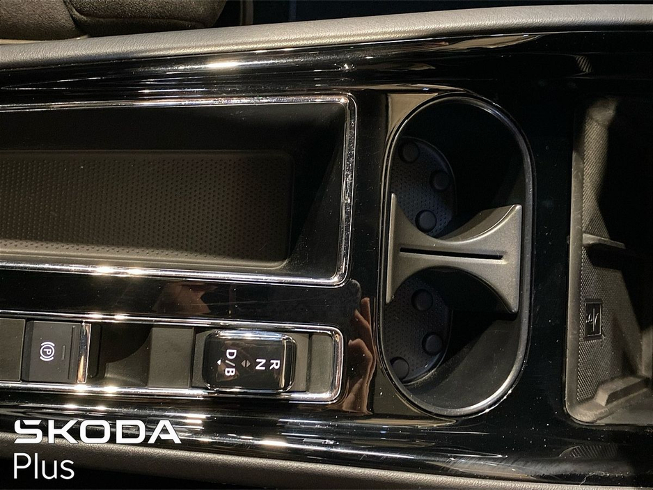 2023 Skoda Enyaq - image 24