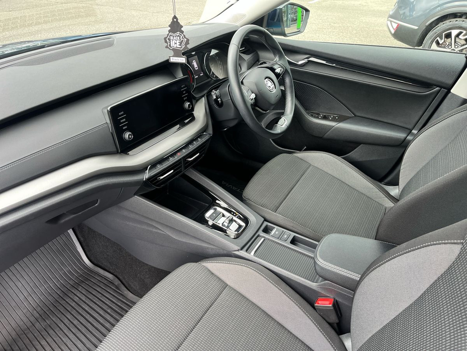 2023 Skoda Octavia COMBI AMBITION 1.0TSI 110HP DSG €26,995