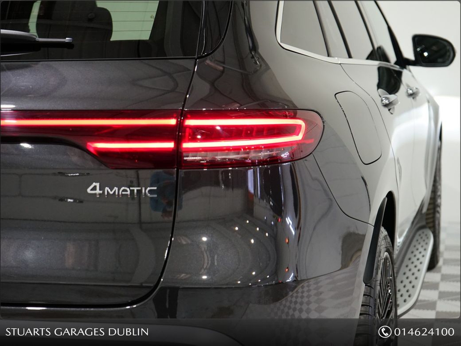 2023 Mercedes-Benz EQC - image 11