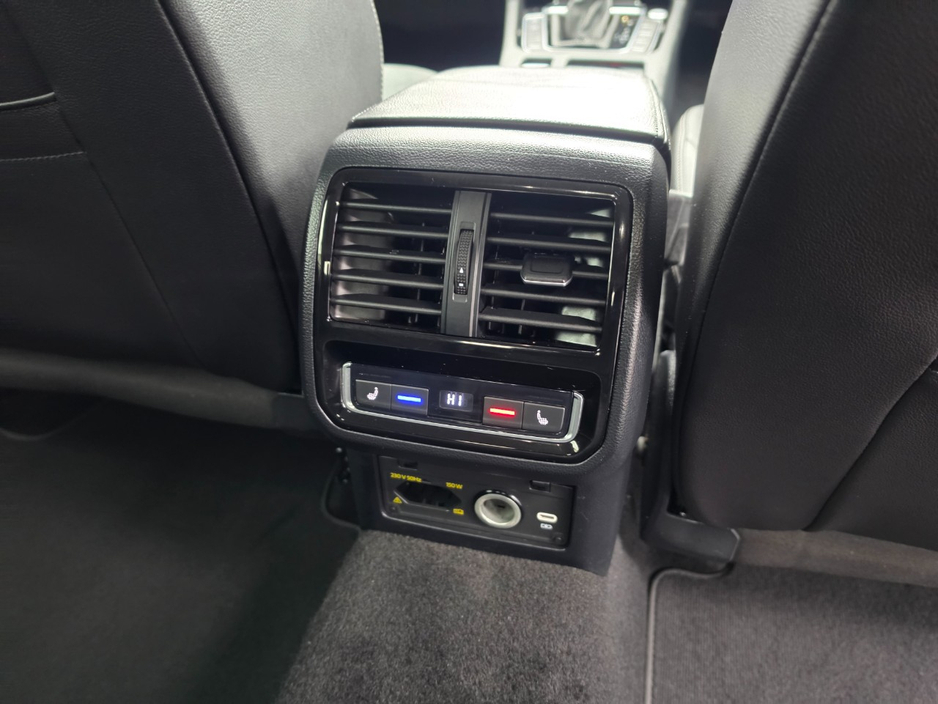 2021 Volkswagen Arteon - image 11