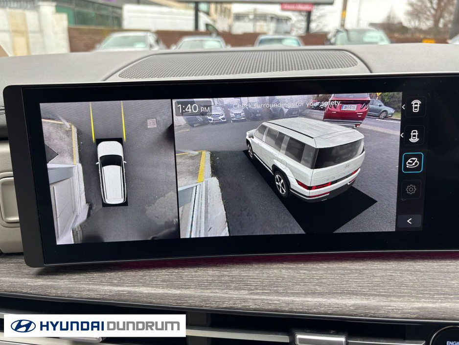 2025 Hyundai Santa Fe - image 25