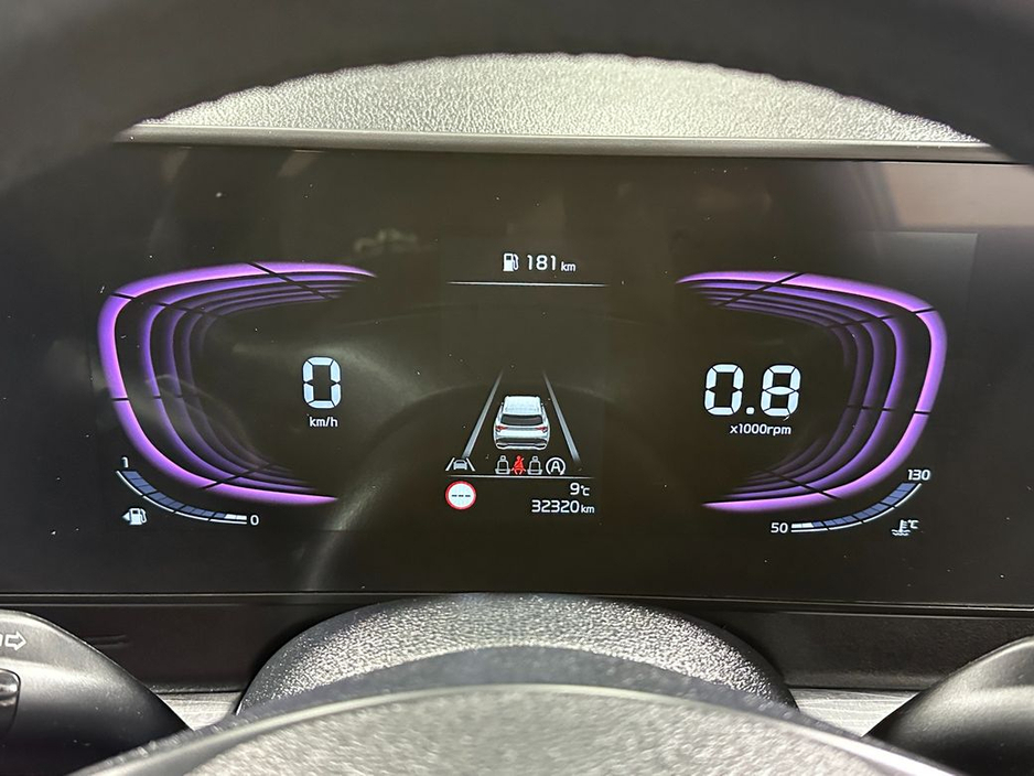 2025 Kia Sportage - image 17