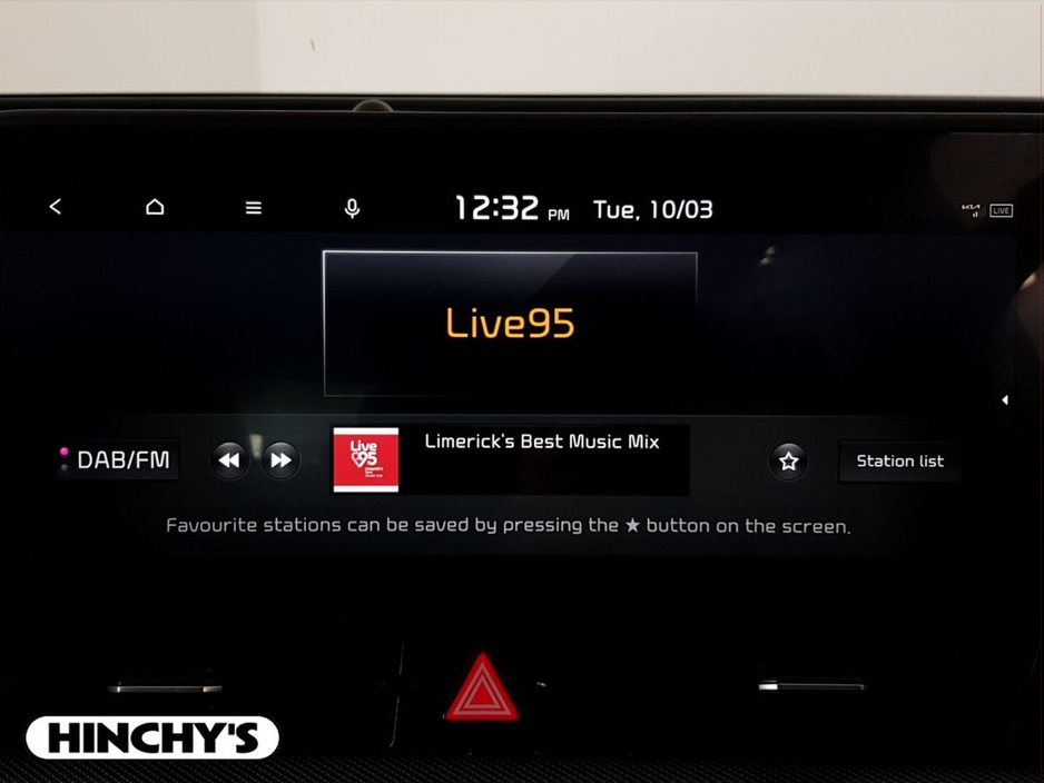 2023 Kia Sportage - image 13