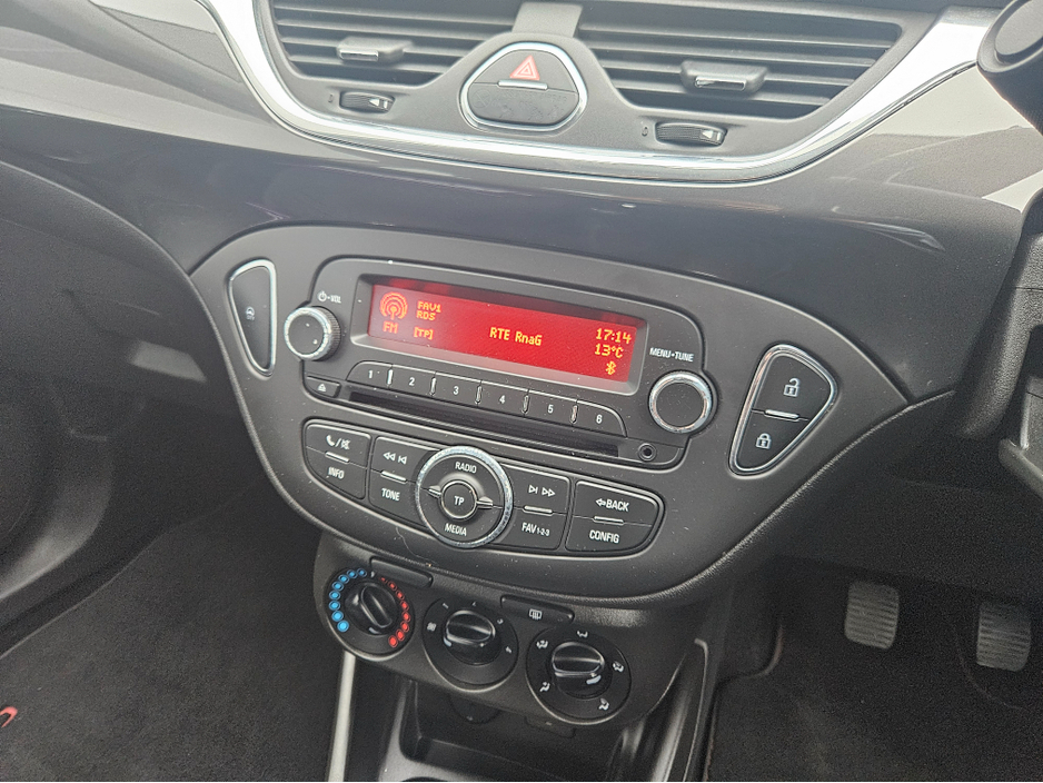 2019 Opel Corsa - image 7