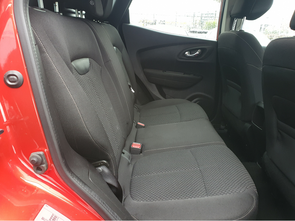 2017 Renault Kadjar DYNAMIQUE NAV 1.5 DCI 110BHP NCT 03/28 FINANCE AVAILABLE @ €49 PER WEEK TOUCH SCREEN MEDIA/ SAT NAV/ BLUETOOTH/ PARKING SENSORS/ ELECTRONIC HANDBRAKE/ HISTORY CHECKED €10,900