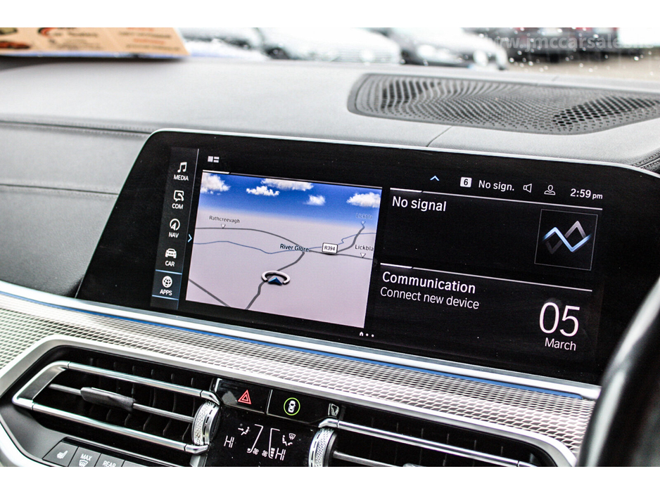 2022 BMW X5 - image 18