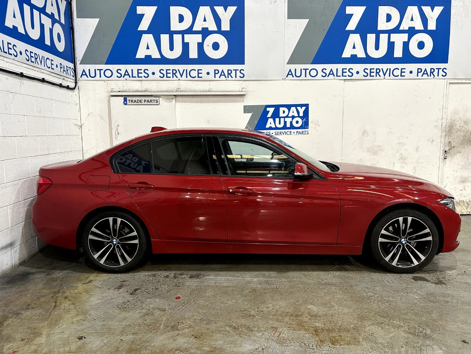 2018 BMW 3 Series - image 3