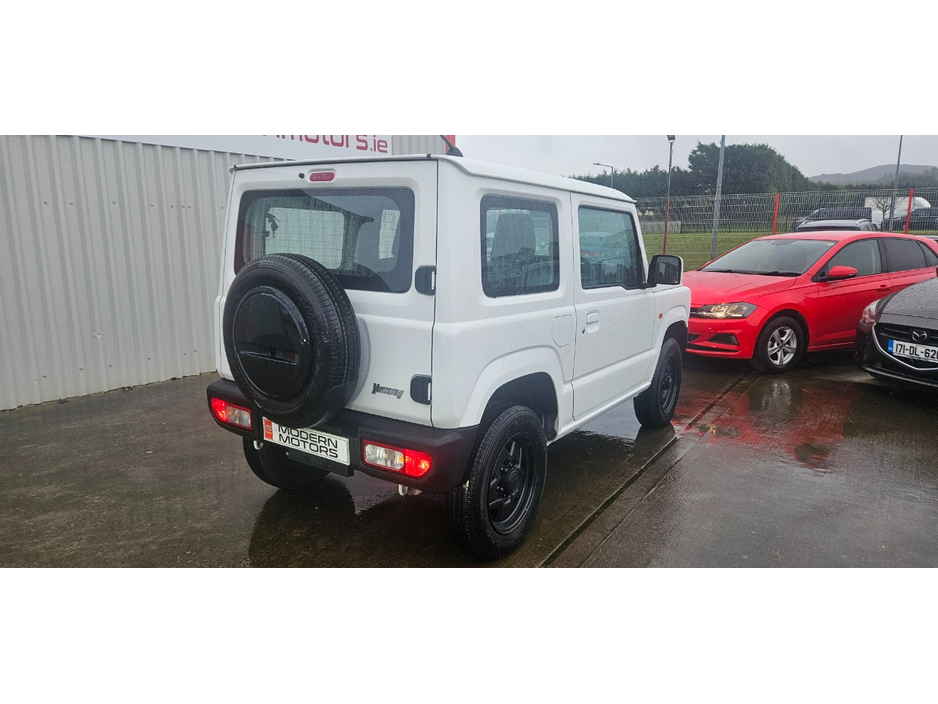 2024 Suzuki Jimny - image 5