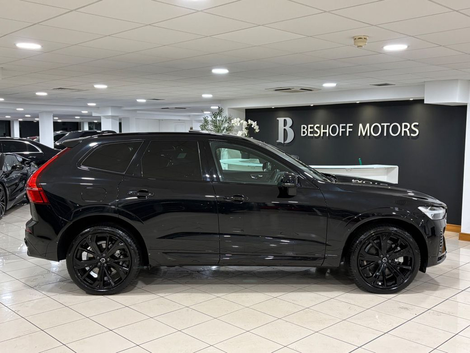 2025 Volvo XC60 T6 PLUS BLACK EDITION AWD=PAN ROOF//HUGE SPEC//AS NEW=2 YEAR VOLVO WARRANTY=TAILORED FINANCE PACKAGES AVAILABLE=TRADE IN’S WELCOME €62,995