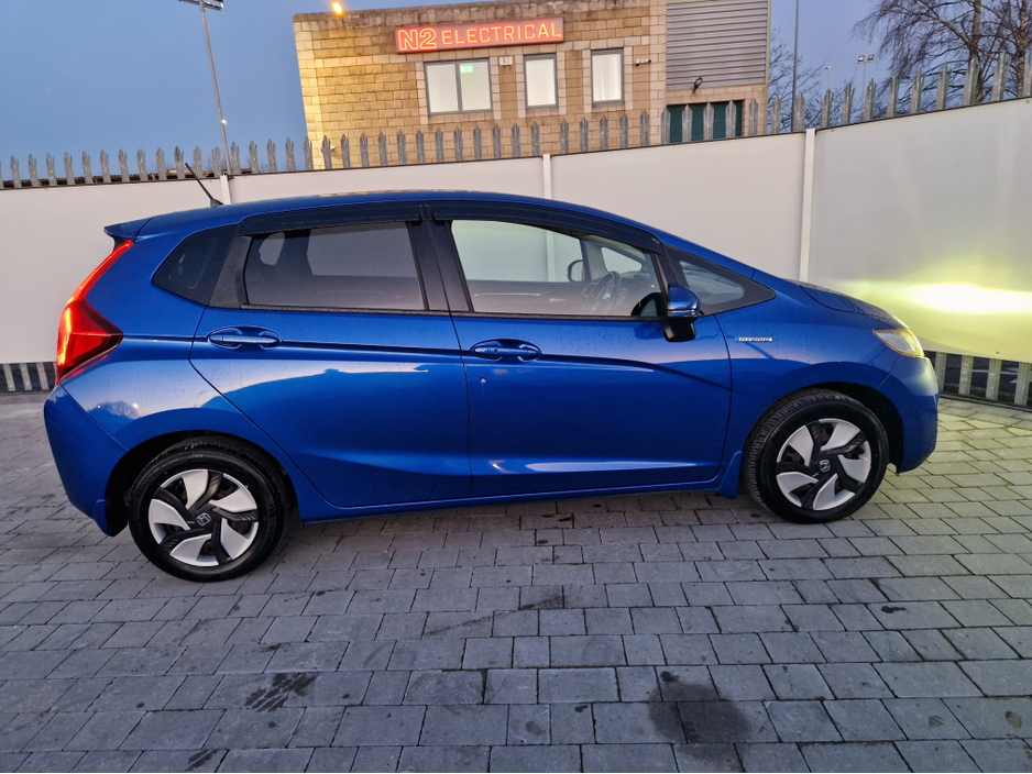 2013 Honda Fit 1.3 PETROL AUTO HYBRID €7,995