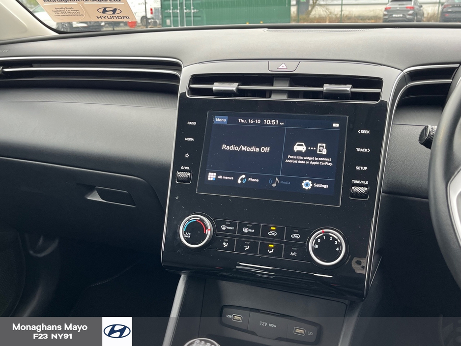 2023 Hyundai Tucson - image 10