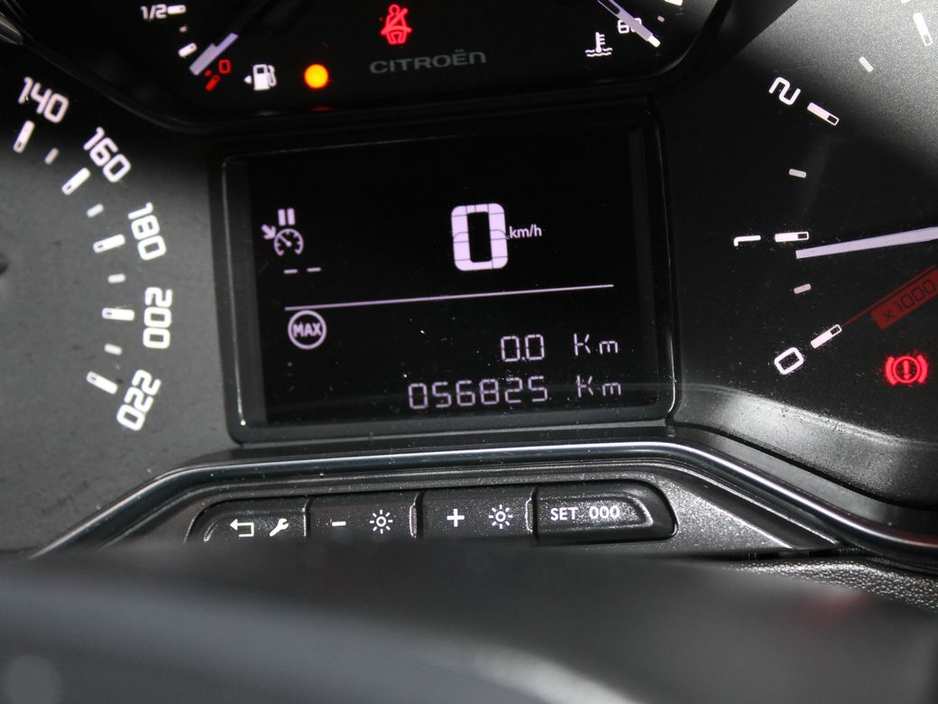 2017 Citroen C3 - image 15