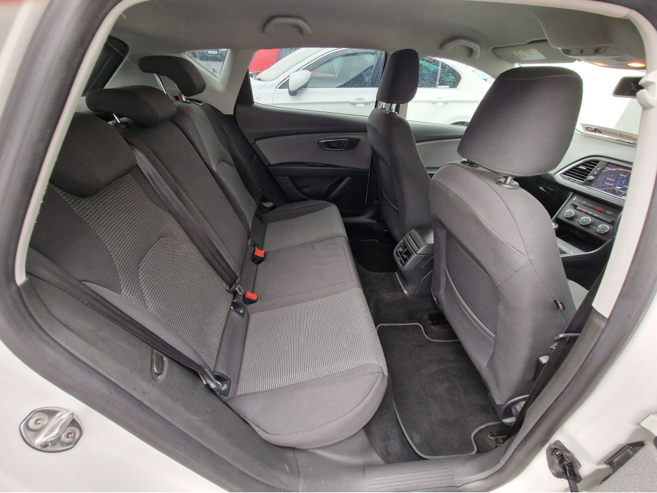 2017 SEAT Leon SE TECHNOLOGY-1.2 PETROL-LOW MILES €13,950