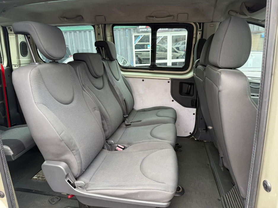 2011 Citroen Dispatch - image 16