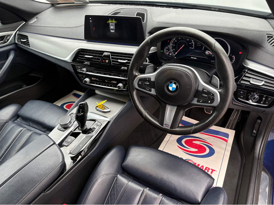 2018 BMW 5 Series - image 12