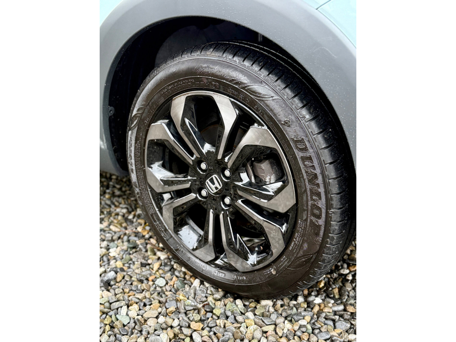 2025 Honda Jazz - image 31