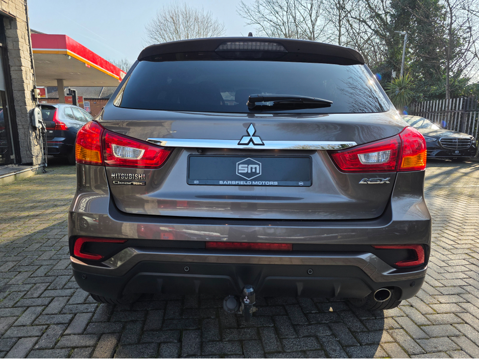 2019 Mitsubishi ASX - image 8