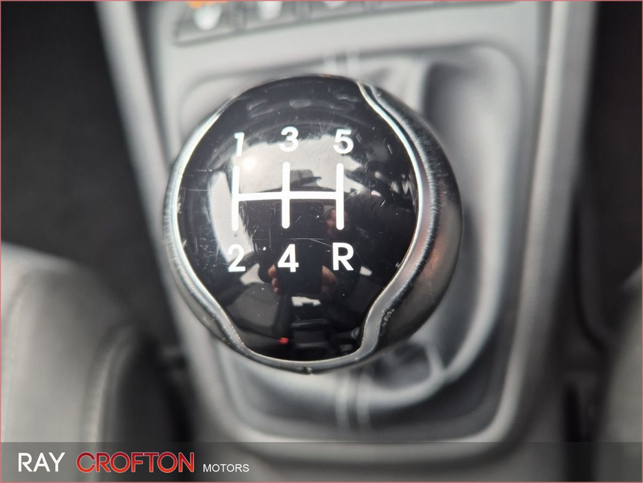 2020 Kia Stonic - image 9