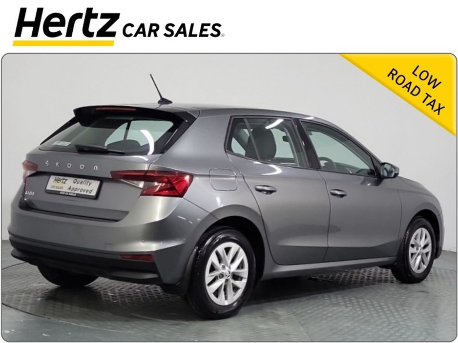 2024 Skoda Fabia - image 3