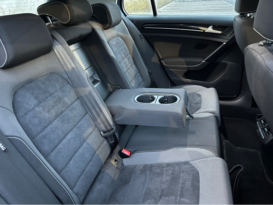 2014 Volkswagen Golf 1.4 AUTOMATIC PETROL FOUR-DOOR €11,950