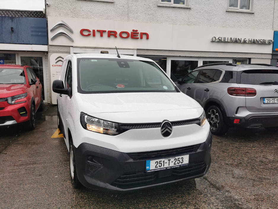 2025 Citroen Berlingo - image 7