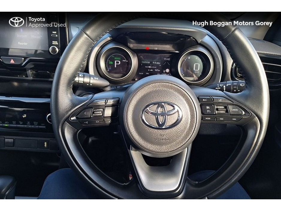 2023 Toyota Yaris Cross - image 15