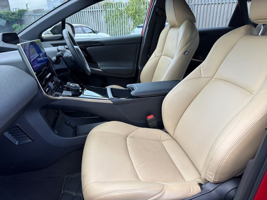 2025 Toyota bZ4X - image 6