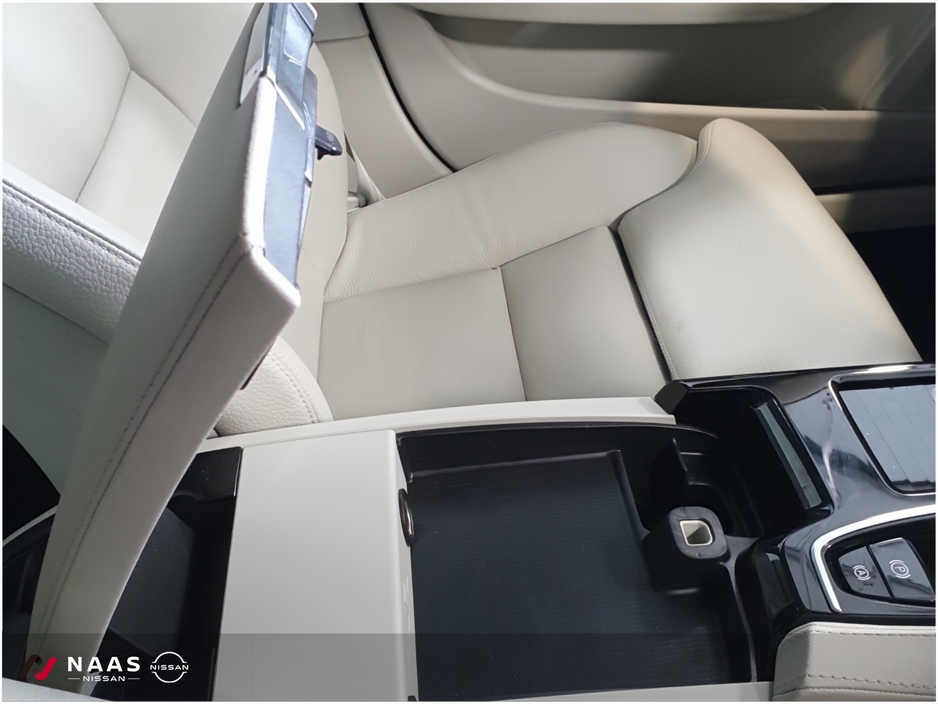 2025 Volvo V90 - image 29