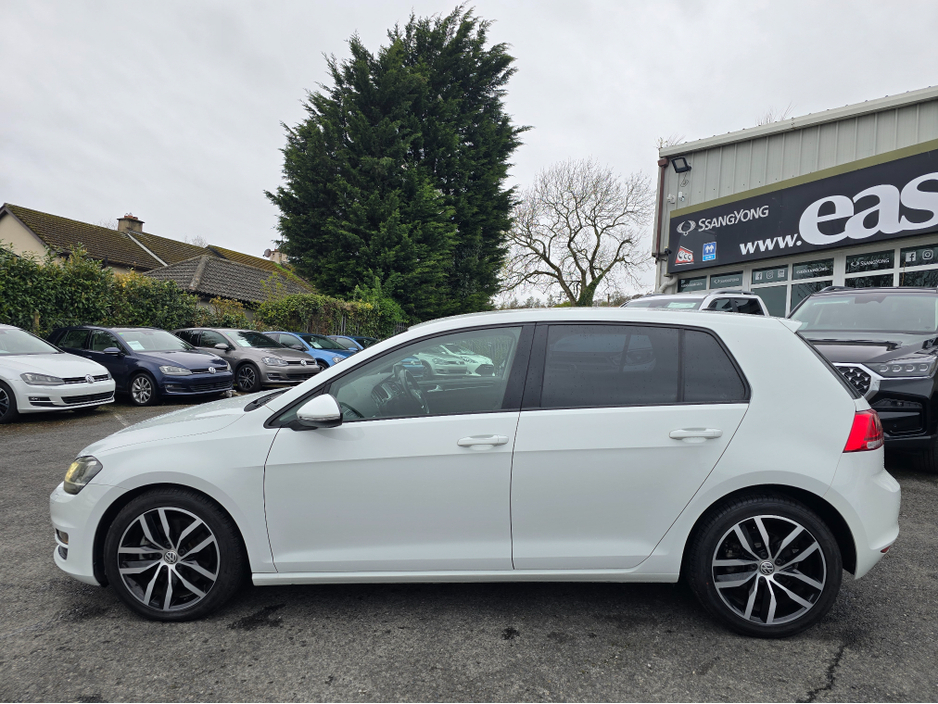 2017 Volkswagen Golf 1.4 HIGHLINE EDITION ALCANTARA SEATS REVERSING CAMERA - SIMI DEALER - LOW ROAD TAX BAND €16,750