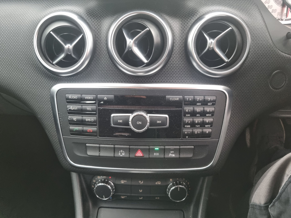 2014 Mercedes-Benz A Class - image 12